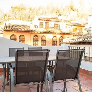 https://tico-con-terraza-en-cuesta-gomrez.es-andalucia.com